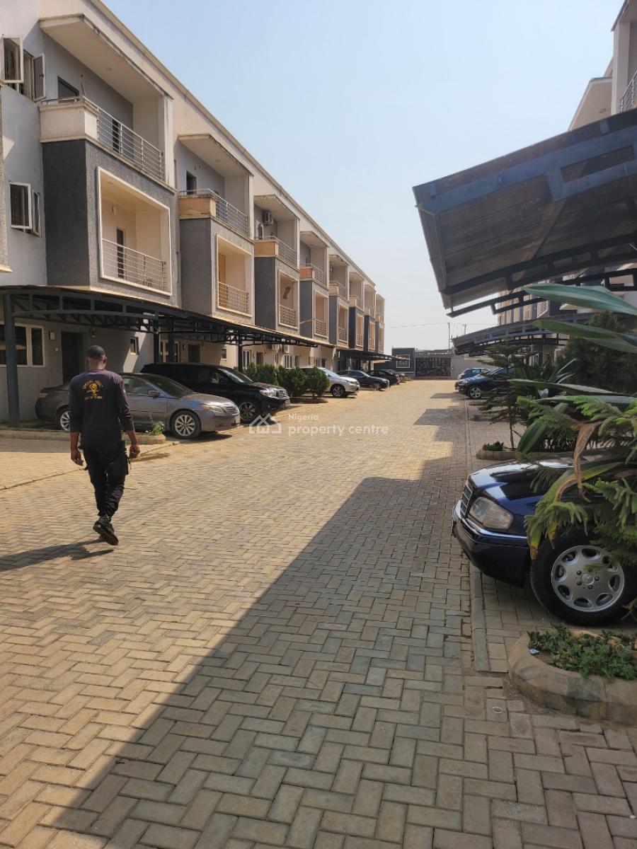 4 Bedroom Terrence Duplex with Bq, Gilmore, Jahi, Abuja, Terraced Duplex for Rent
