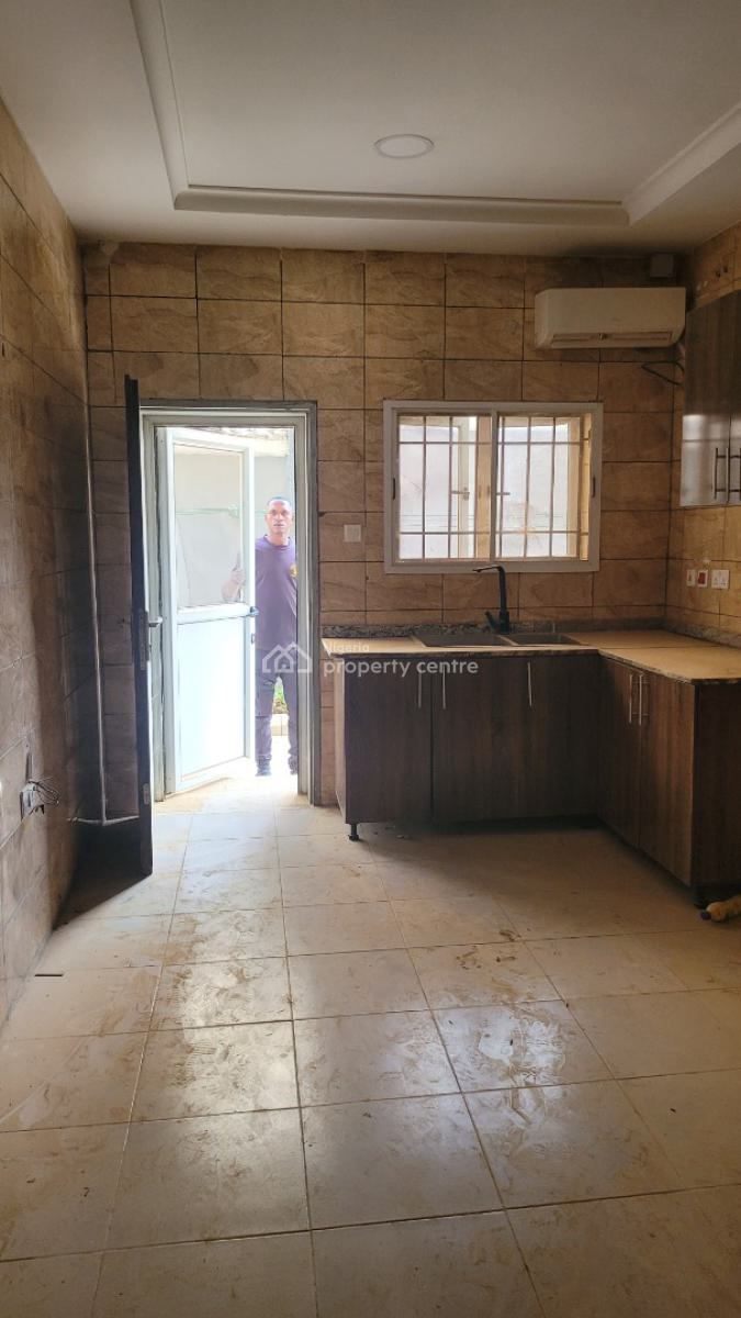 4 Bedroom Terrence Duplex with Bq, Gilmore, Jahi, Abuja, Terraced Duplex for Rent