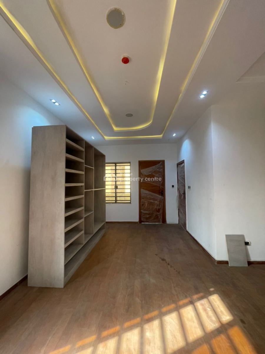 7 Bedroom Fully Detached Duplex with Bq, Ikeja, Lagos, Detached Duplex for Sale