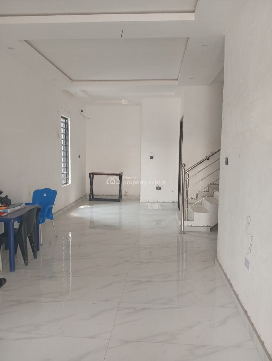Newly Built 4 Bedrooms Terraced Duplex, Off Ogombo Road, Lekki Phase 2, Lekki, Lagos, Terraced Duplex for Sale