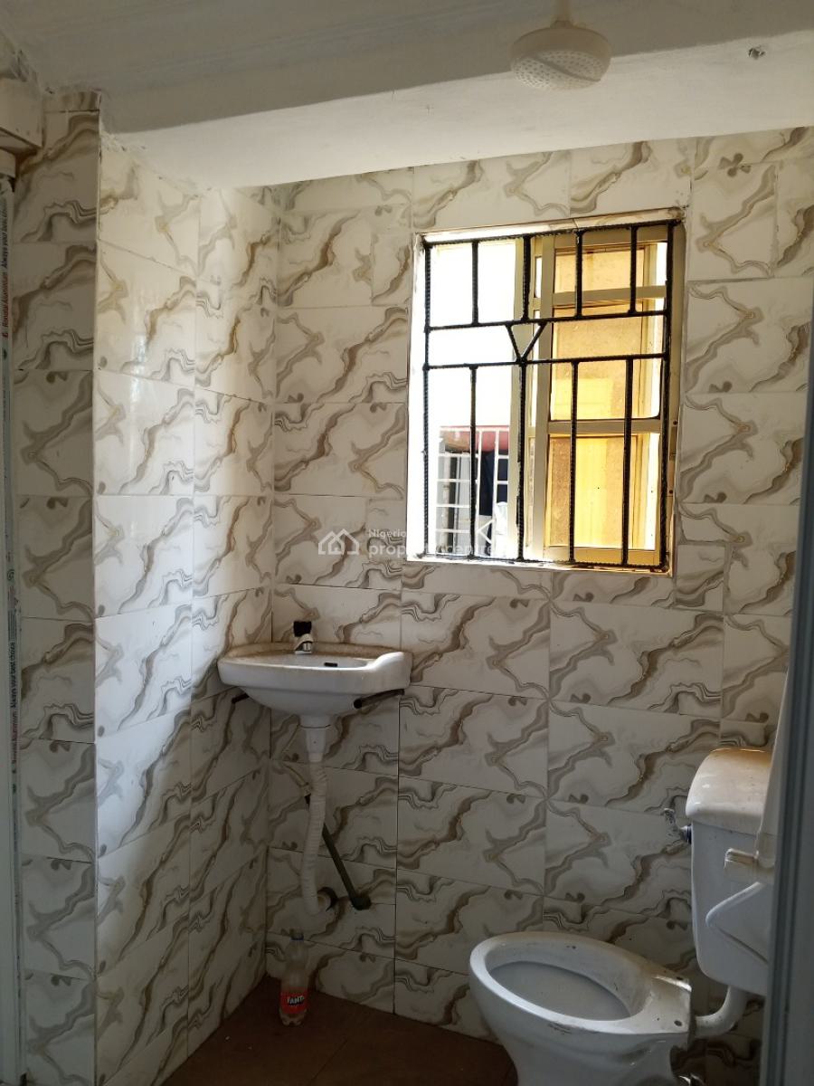 Clean Mini Flat, Okeafa Bus-stop, Oke Afa, Isolo, Lagos, Mini Flat (room and Parlour) for Rent