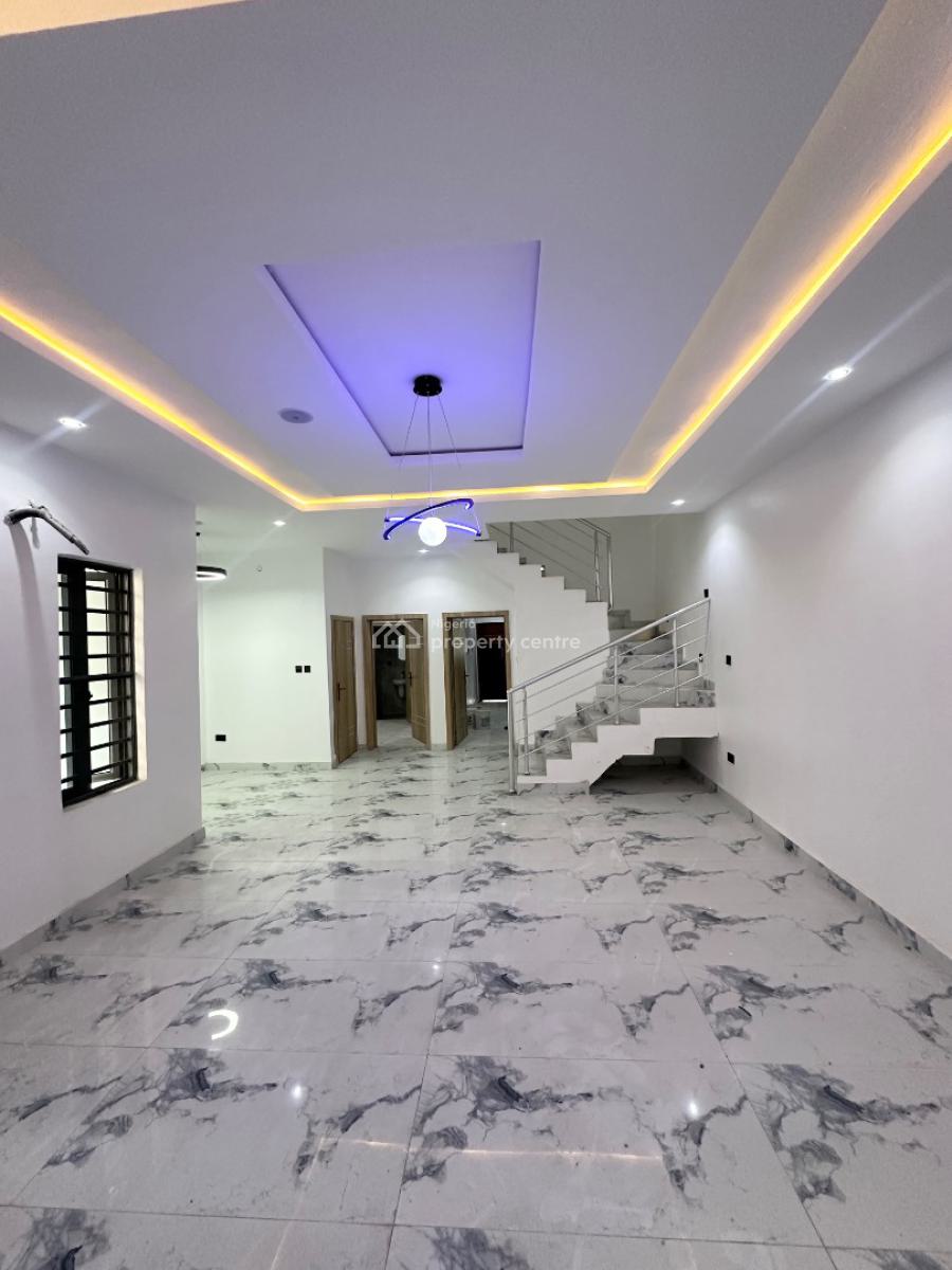 5 Bedroom Semi Detached Duplex with Bq, Ologolo, Lekki, Lagos, Semi-detached Duplex for Rent