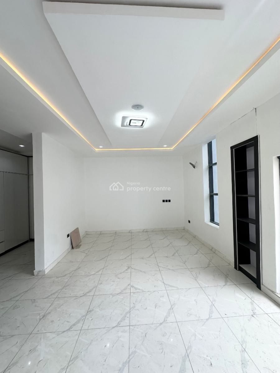 5 Bedroom Semi Detached Duplex with Bq, Ologolo, Lekki, Lagos, Semi-detached Duplex for Rent