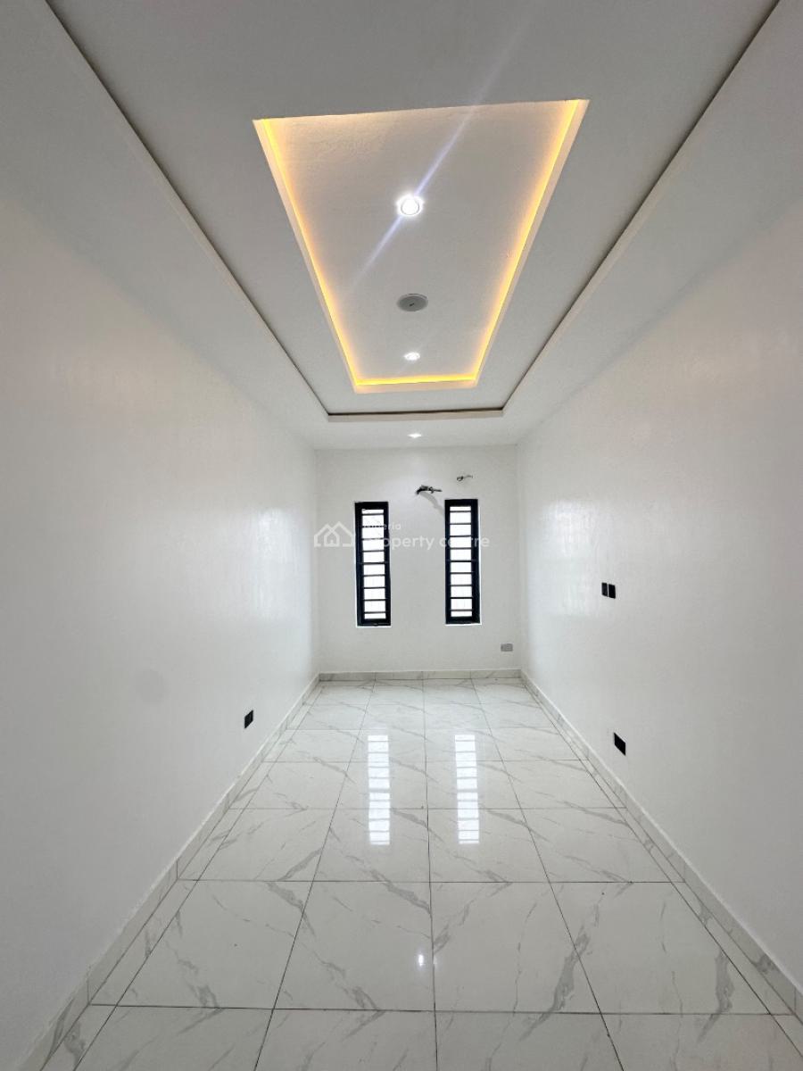 5 Bedroom Semi Detached Duplex with Bq, Ologolo, Lekki, Lagos, Semi-detached Duplex for Rent