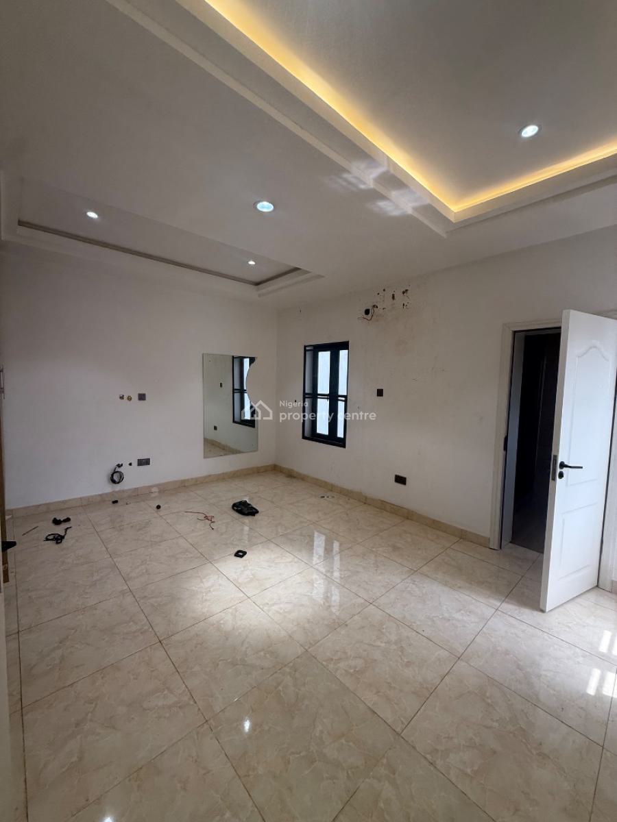 Well Built 3 Bedroom Flat with Bq, Gilmore, Jahi, Abuja, Flat / Apartment for Rent