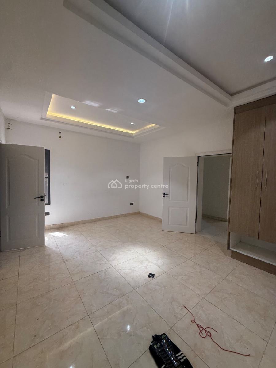 Well Built 3 Bedroom Flat with Bq, Gilmore, Jahi, Abuja, Flat / Apartment for Rent