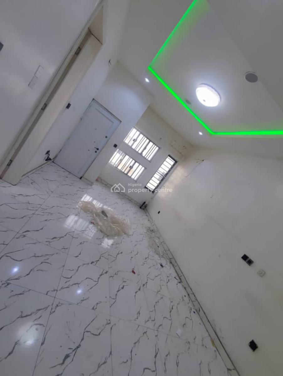 a Spacious Studio Apartment, Before Orchid Roundabout, Lekki, Lagos, Self Contain (single Rooms) for Rent