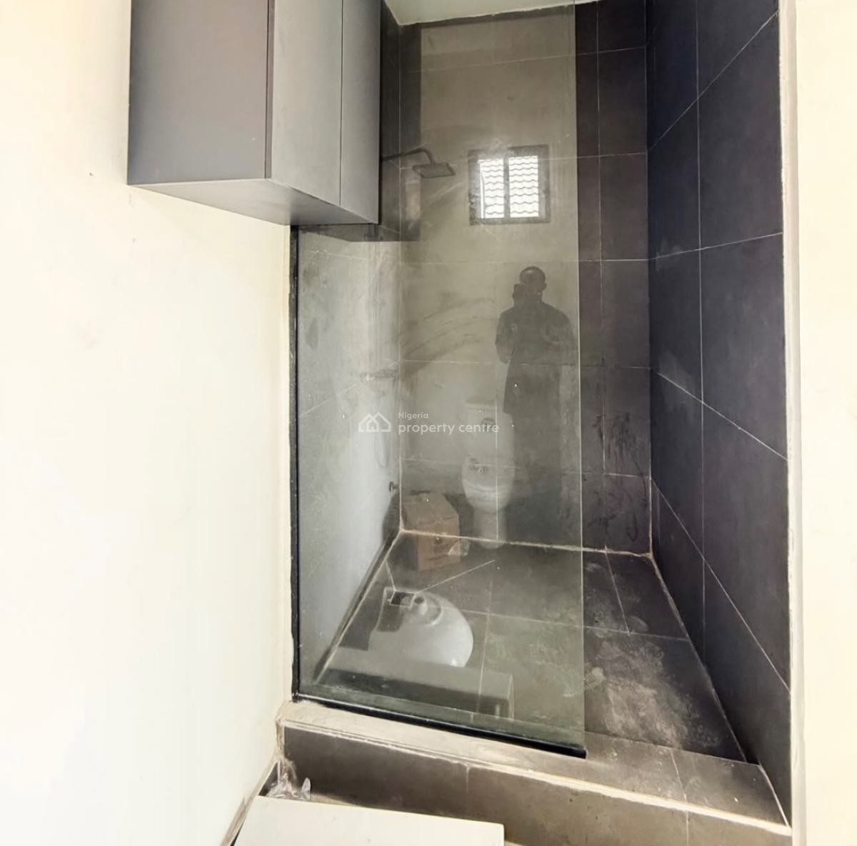 Spacious 2 Bedroom Apartment, Ikate, Lekki, Lagos, Flat / Apartment for Sale