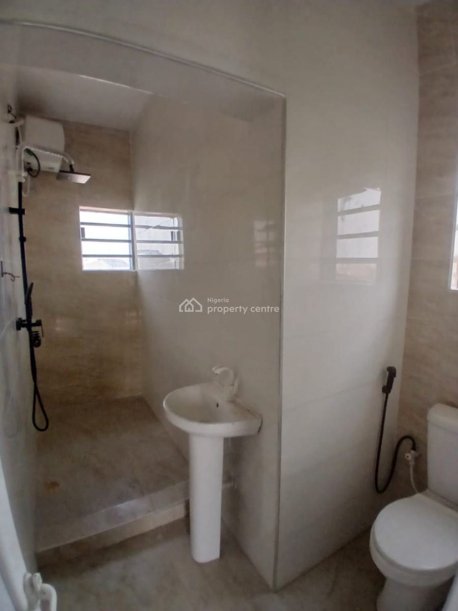 Brand New 2 Bedrooms Apartment, Awoyaya, Ajah, Lagos, Flat / Apartment for Rent