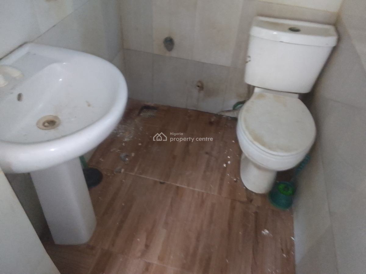 Spacious Luxury 1 Bedroom Flat with Excellent Features, Newtown Estate, Ogombo, Ajah, Lagos, Mini Flat (room and Parlour) for Rent