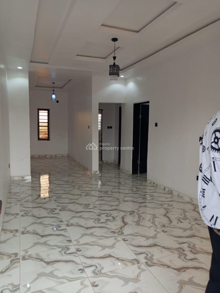 2 Bedrooms Duplexes, Omole Phase 2 Extension, Ikeja, Lagos, House for Sale