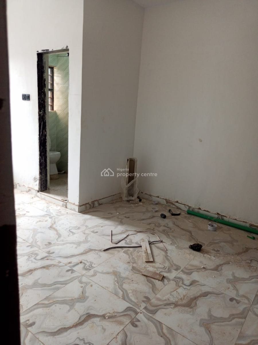 2 Bedrooms Duplexes, Omole Phase 2 Extension, Ikeja, Lagos, House for Sale
