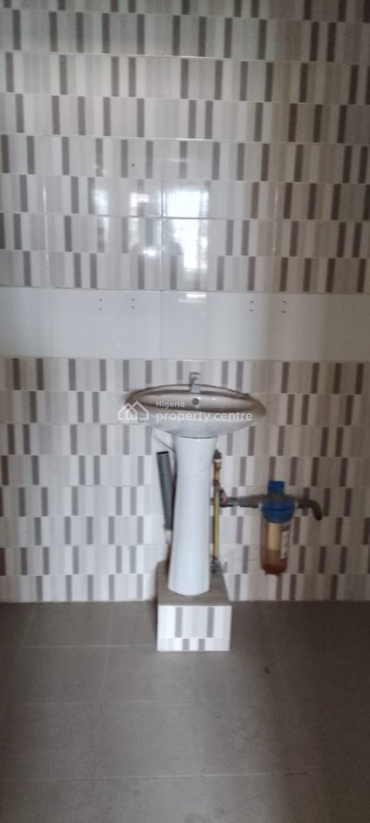 a Standard 3 Bedroom Apartment with Standard Kitchen, Lekki County Home, Lekki, Lagos, Terraced Bungalow for Rent