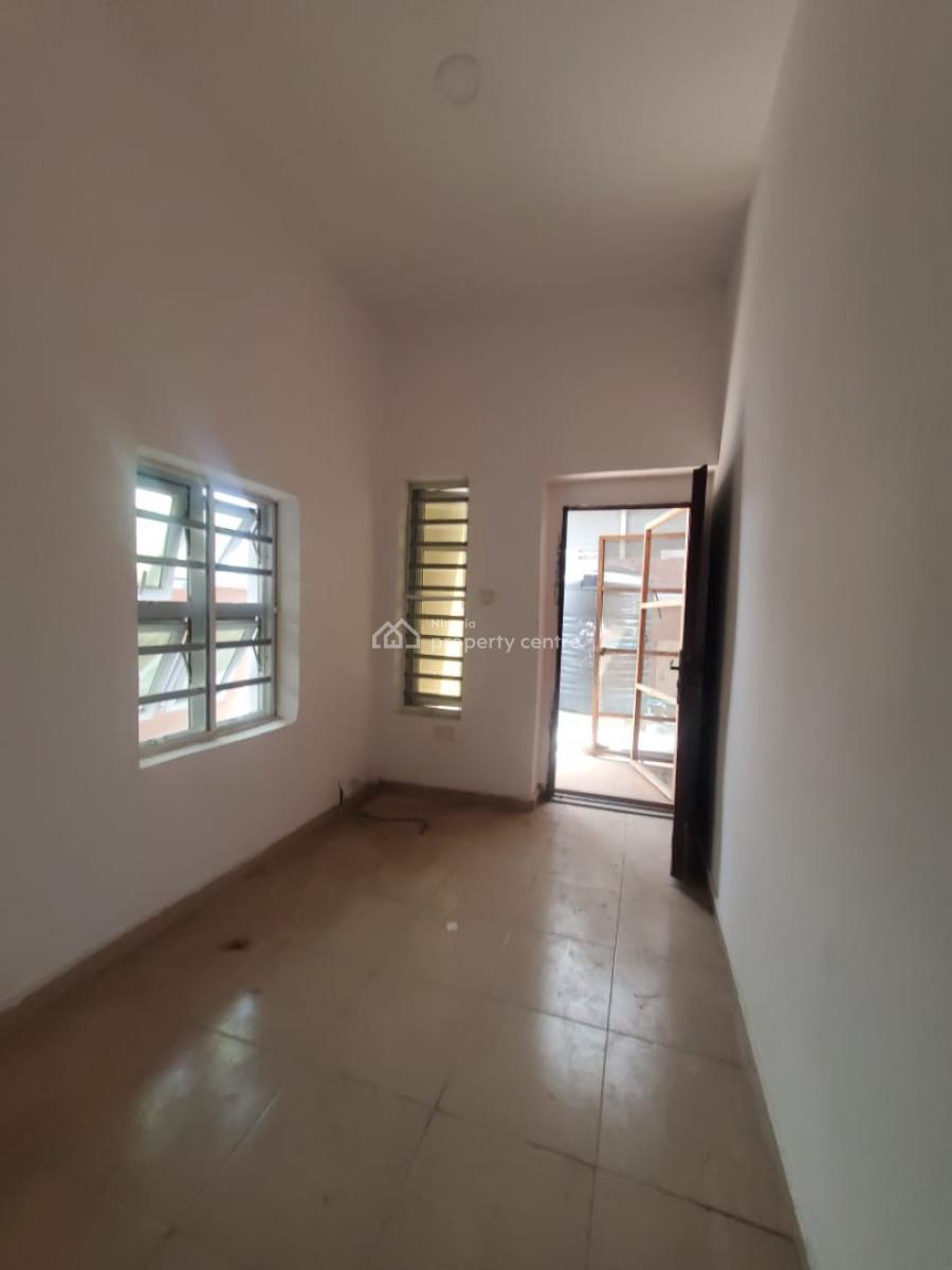 a Standard 3 Bedroom Apartment with Standard Kitchen, Lekki County Home, Lekki, Lagos, Terraced Bungalow for Rent