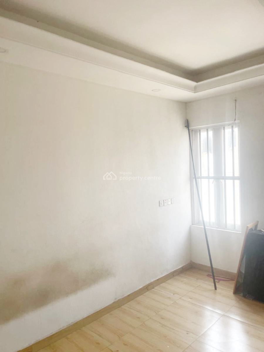 a Well Maintained Spacious 4 Bedroom Semi Detached Duplex, Gra Phase 2, Magodo, Lagos, Semi-detached Duplex for Rent