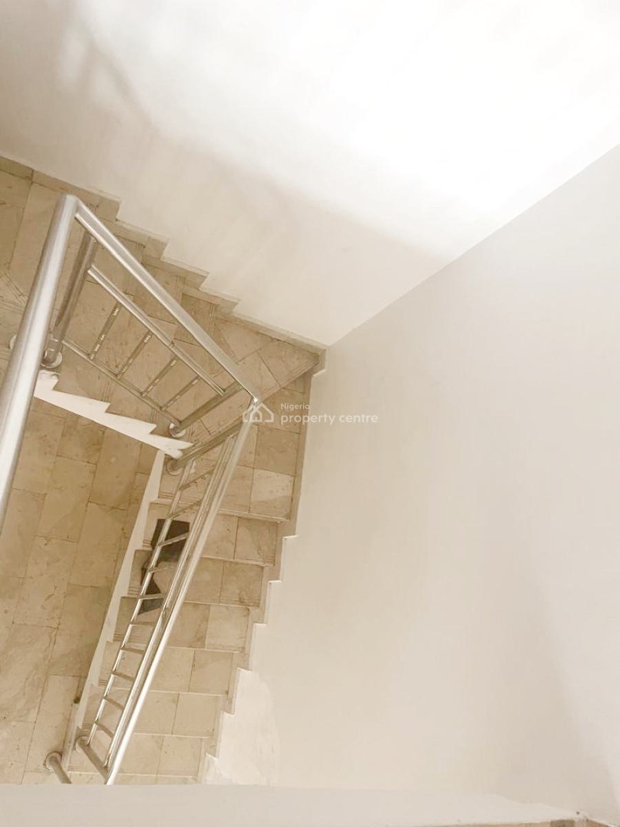 a Well Maintained Spacious 4 Bedroom Semi Detached Duplex, Gra Phase 2, Magodo, Lagos, Semi-detached Duplex for Rent