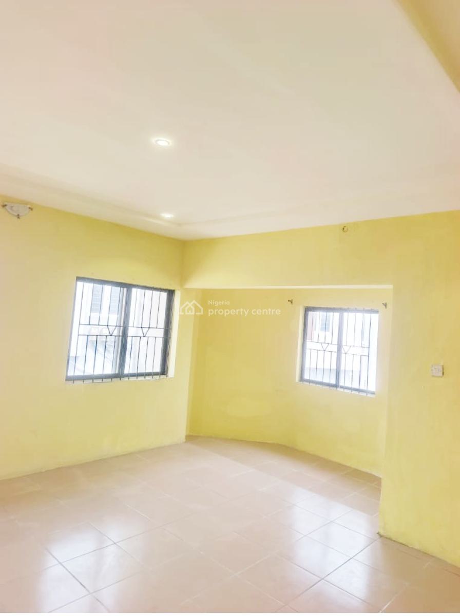 a Well Maintained and Renovated 4 Bedroom Flat, Omole Phase 1, Ikeja, Lagos, Flat / Apartment for Rent