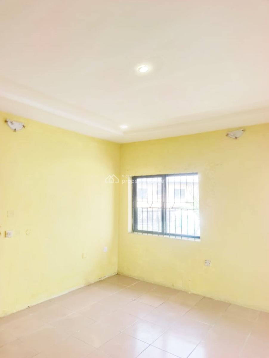 a Well Maintained and Renovated 4 Bedroom Flat, Omole Phase 1, Ikeja, Lagos, Flat / Apartment for Rent