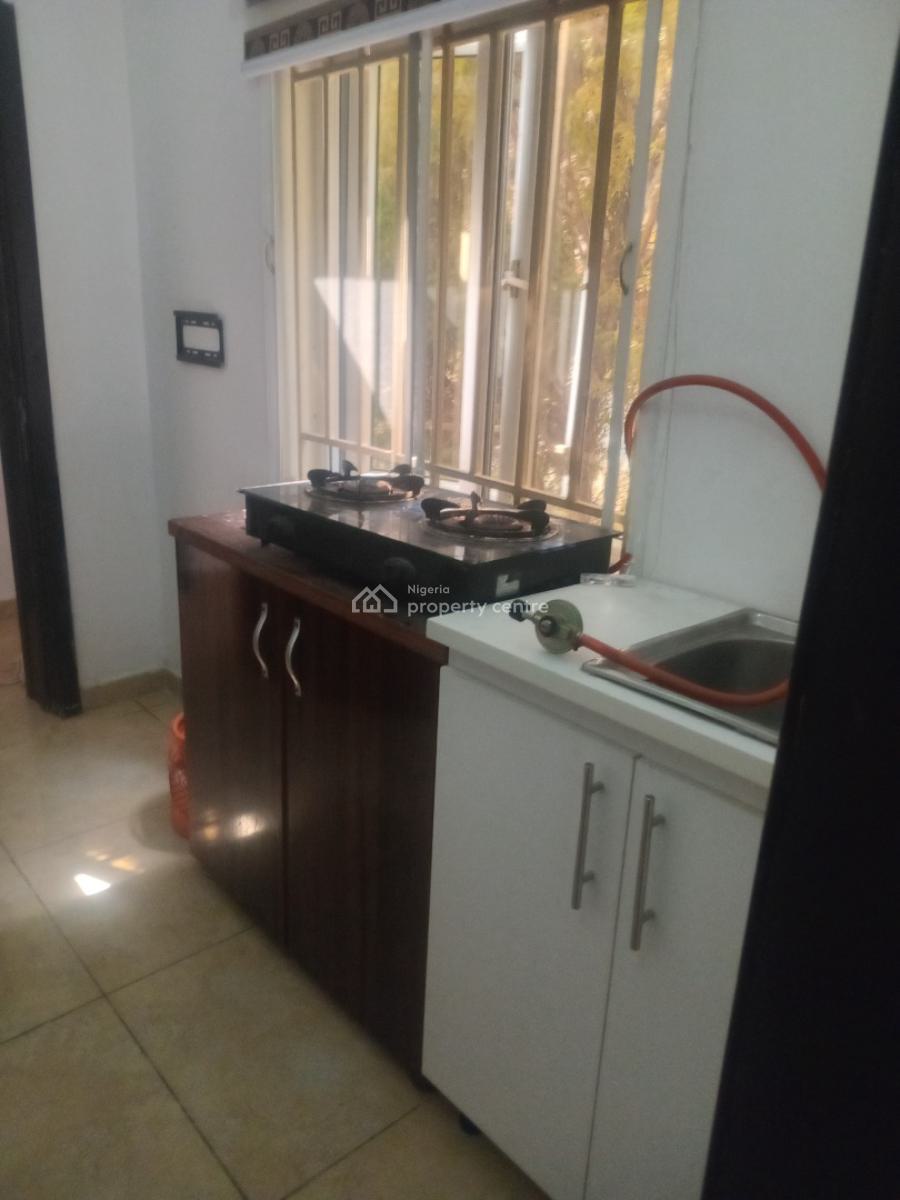 a Standard Studio Apartment with Separate Prepaid Meter, Chevron Drive, North Point, Lekki, Lagos, Self Contain (single Rooms) for Rent