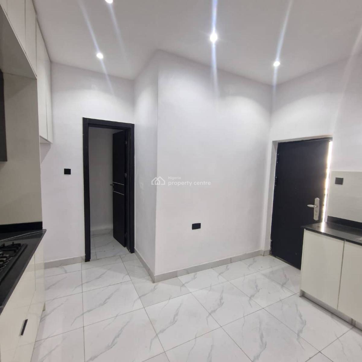 Fully Serviced 3 Bedrooms Flat with a Room Bq, Phase 1, Lekki, Lagos, Flat / Apartment for Rent