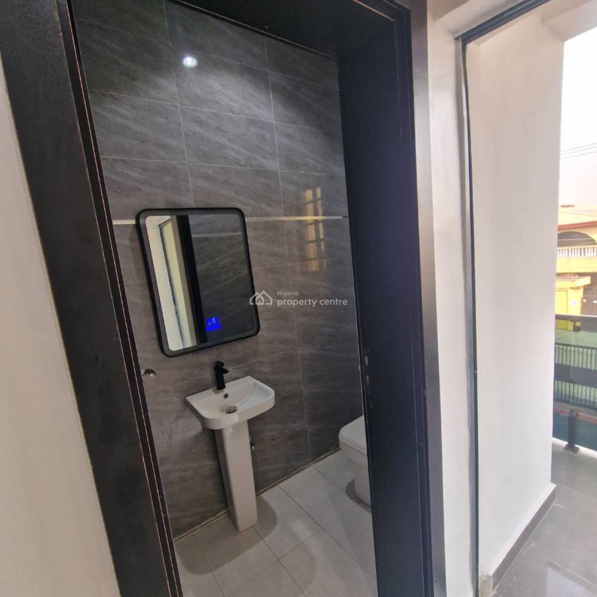 Fully Serviced 3 Bedrooms Flat with a Room Bq, Phase 1, Lekki, Lagos, Flat / Apartment for Rent