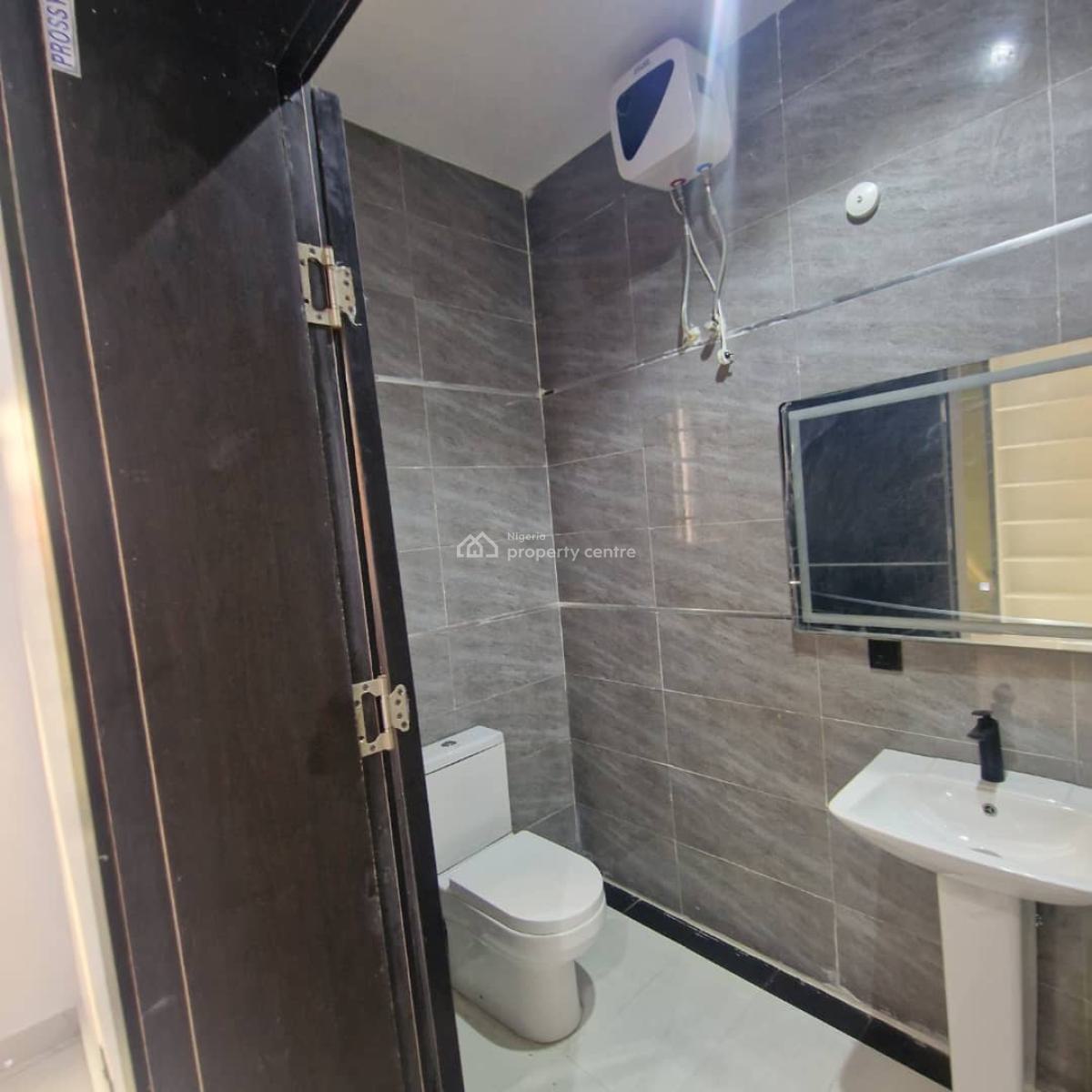 Fully Serviced 3 Bedrooms Flat with a Room Bq, Phase 1, Lekki, Lagos, Flat / Apartment for Rent