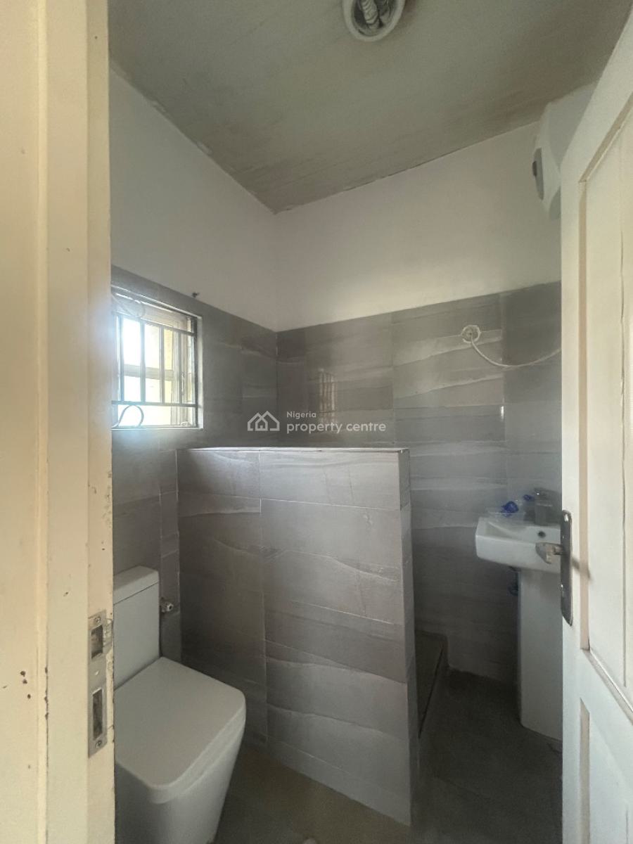 Well Maintained, Four (4) Bedroom Semi Detached Duplex, Lekki Phase 1, Lekki, Lagos, Semi-detached Duplex for Rent