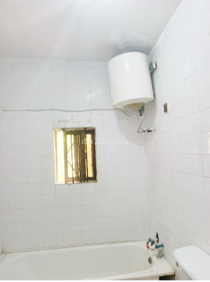 Luxury Renovated 4 Bedroom Flat, Omole Phase 1, Ikeja, Lagos, Flat / Apartment for Rent