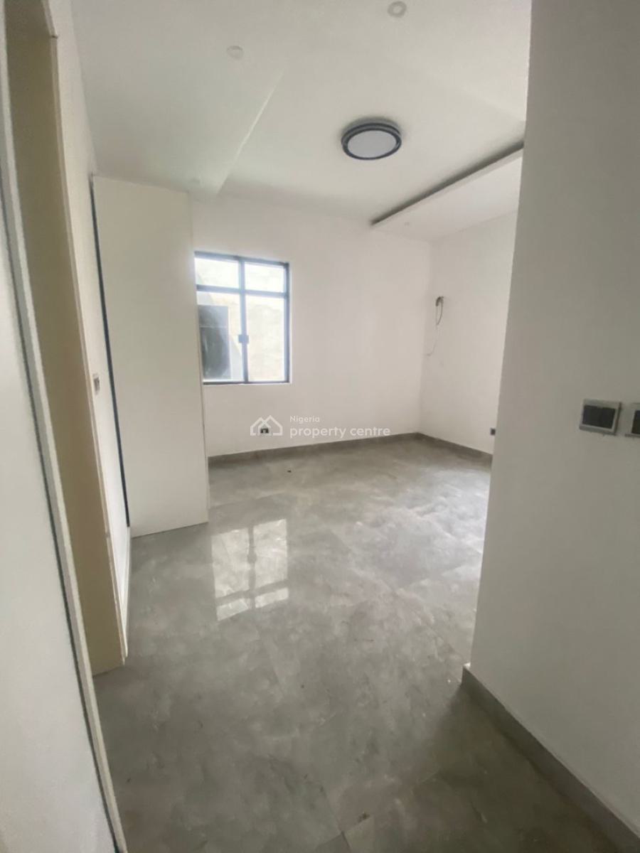 5 Bedroom Semidetached Duplex with a Bq, Lekki Phase 1, Lekki, Lagos, Semi-detached Duplex for Sale