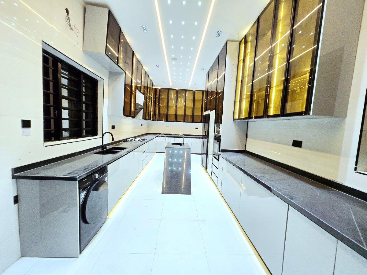Luxury 5 Bedroom Detached, Chevron Drive, Lekki, Lagos, Detached Duplex for Sale