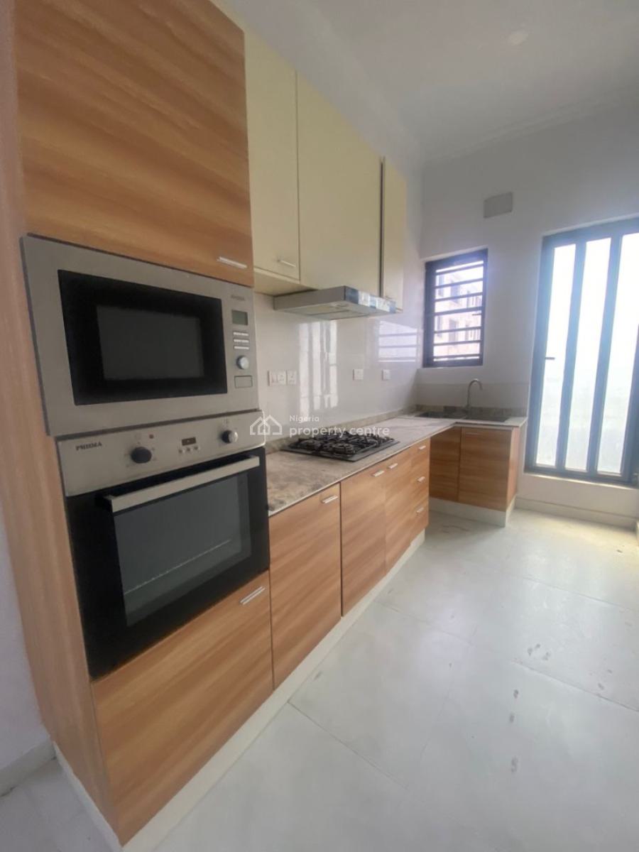 2 Bedroom Apartment, Ilasan, Lekki, Lagos, Flat / Apartment for Sale