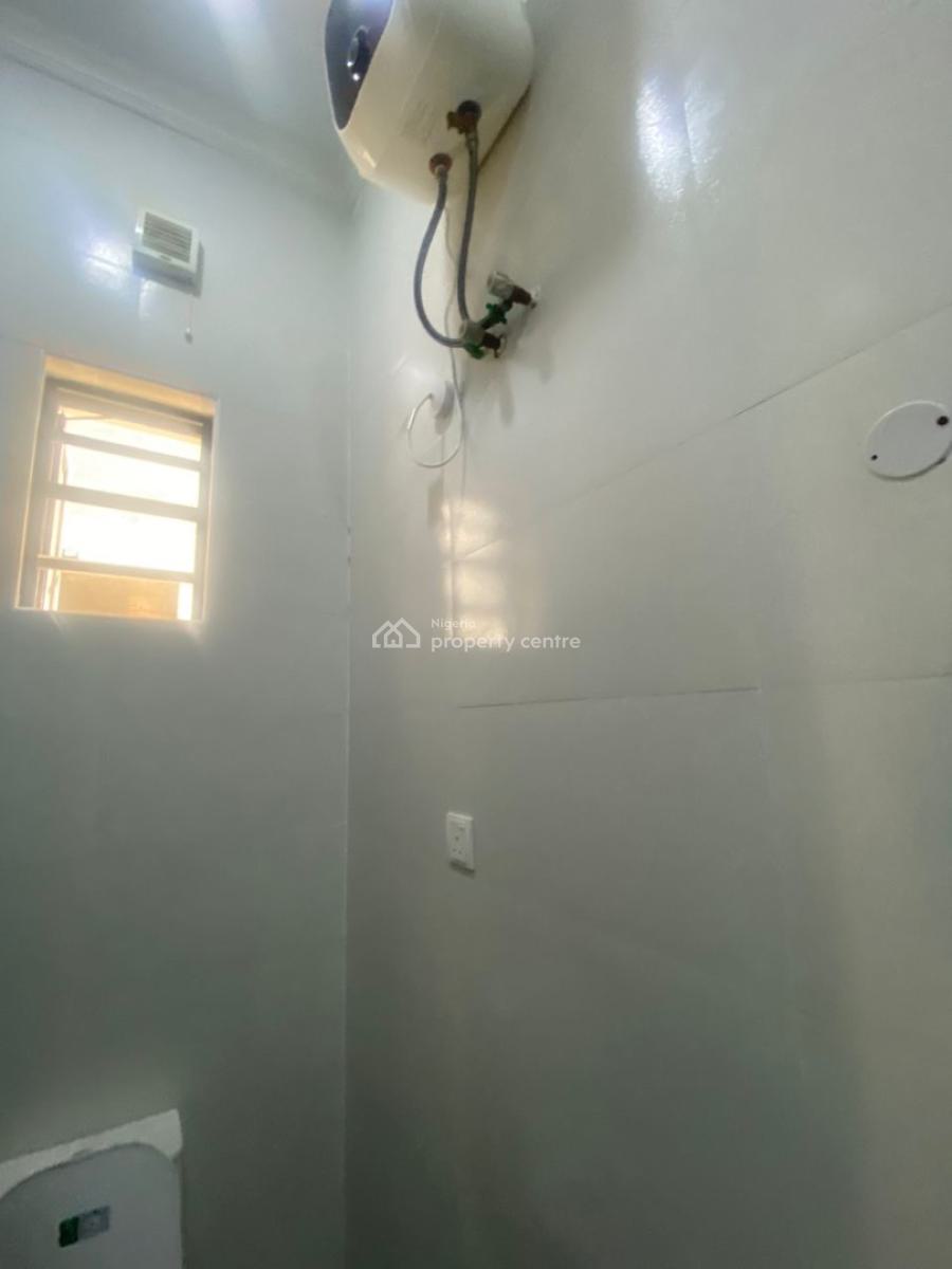 2 Bedroom Apartment, Ilasan, Lekki, Lagos, Flat / Apartment for Sale