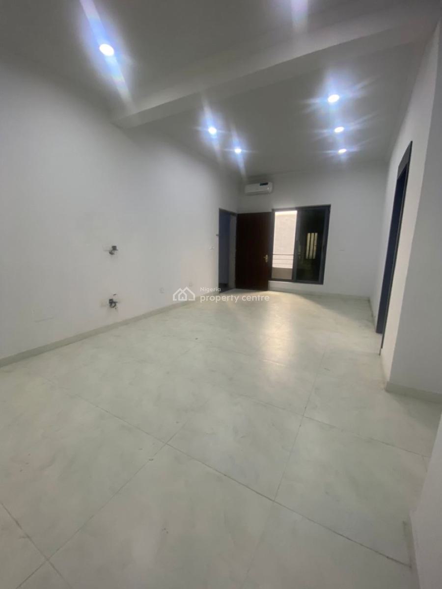 2 Bedroom Apartment, Ilasan, Lekki, Lagos, Flat / Apartment for Sale