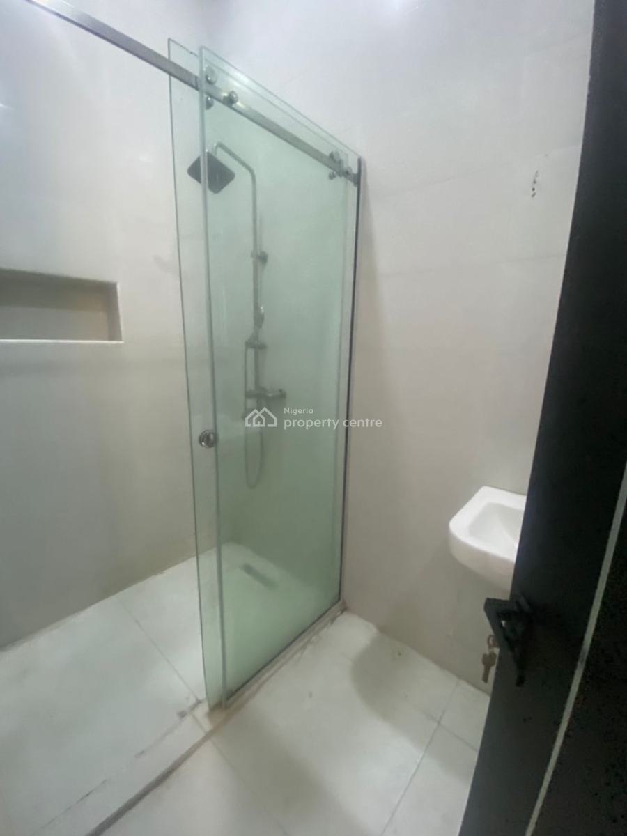 2 Bedroom Apartment, Ilasan, Lekki, Lagos, Flat / Apartment for Sale