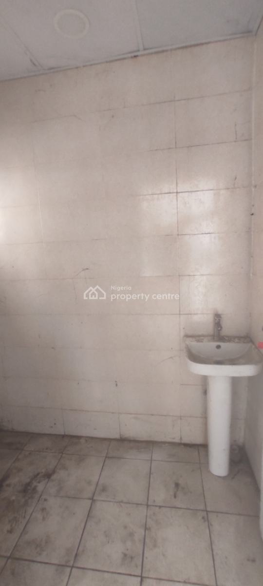 About 75 Sqm Commercial Space with Ensuite Office Room on First Floor, By Addo Roundabout, Ado, Ajah, Lagos, Plaza / Complex / Mall for Rent