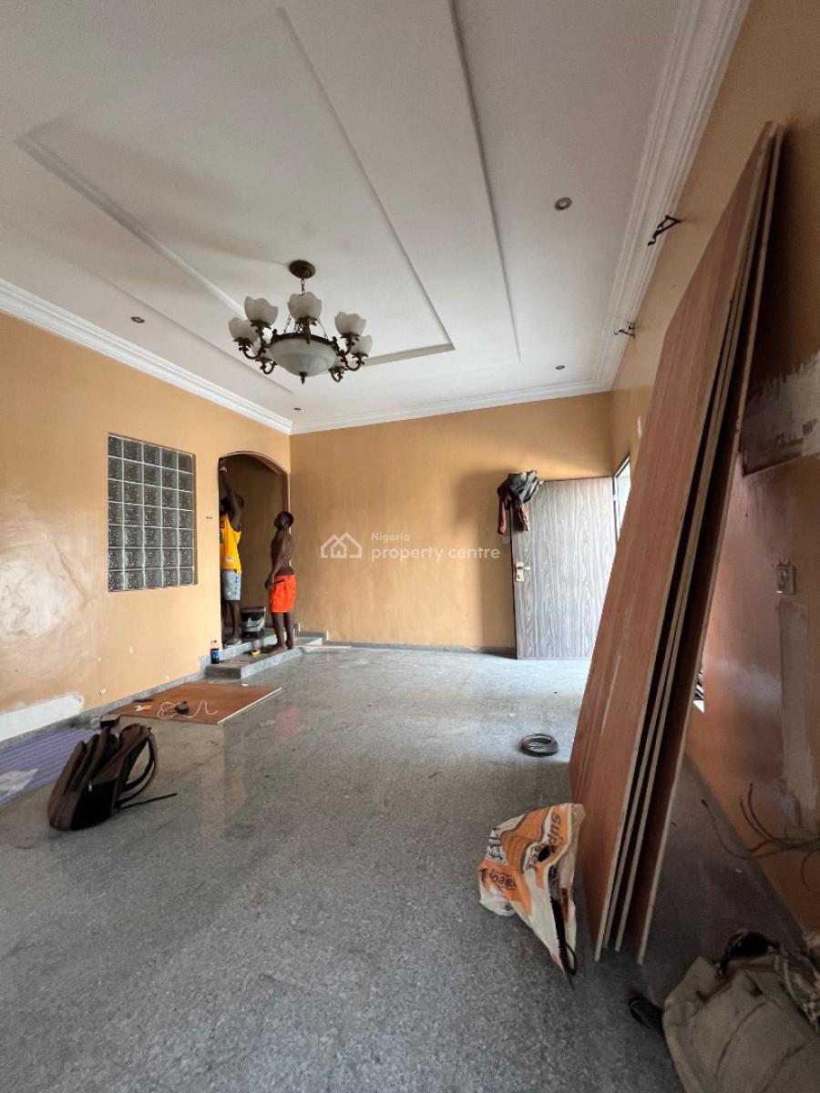 Aesthetically Built 1 Bedroom Shared Apartment, Chevron, Lekki, Lagos, Mini Flat (room and Parlour) for Rent