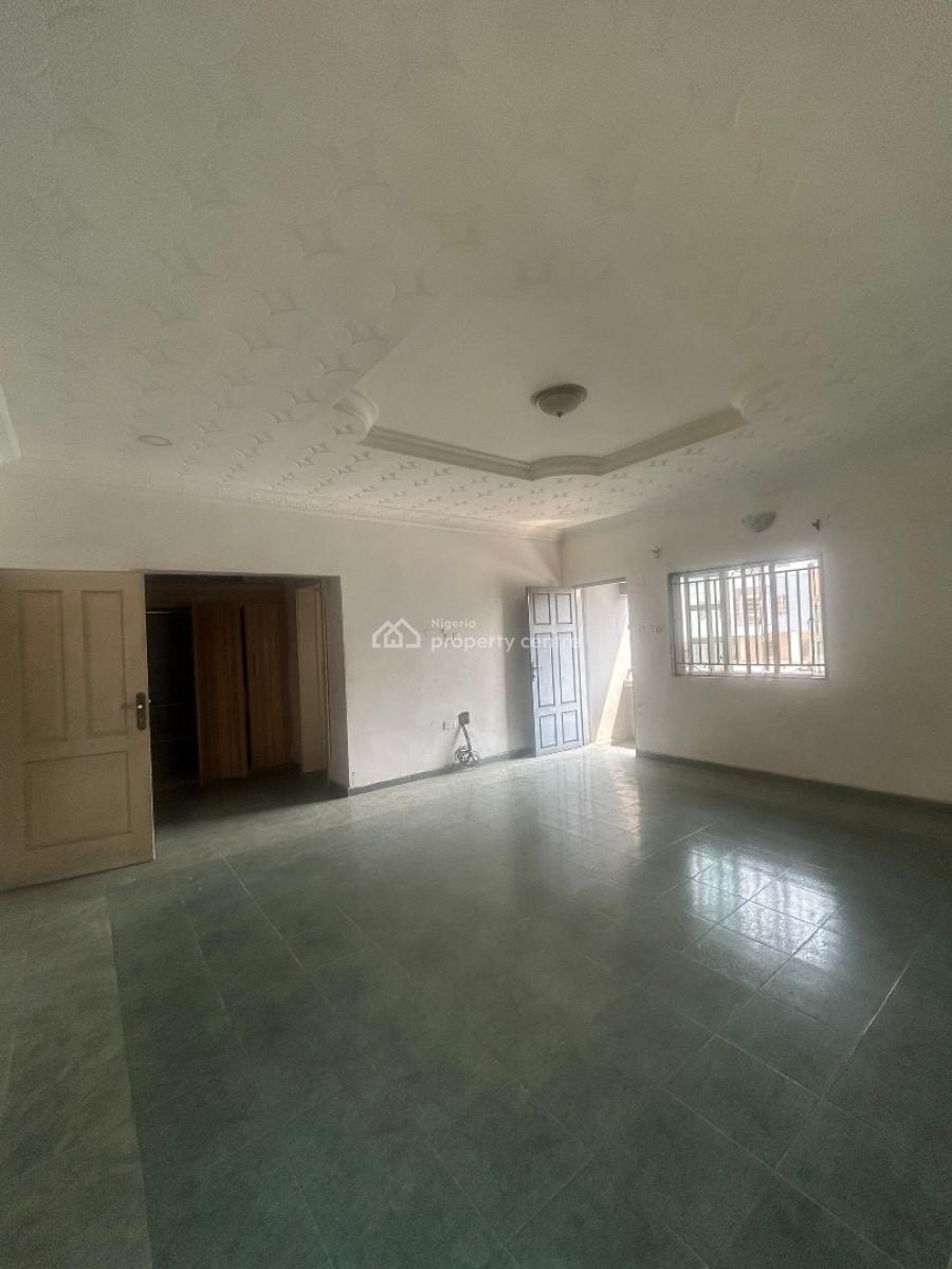 Well Maintained, Four (4) Bedroom Semi Detached Duplex with a Bq, Lekki Phase 1, Lekki, Lagos, Semi-detached Duplex for Sale