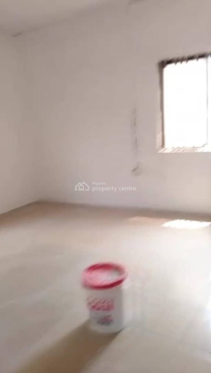 Lovely 3 Bedroom Flat, Off Kilo Bus Stop, Ikate, Surulere, Lagos, Flat / Apartment for Rent