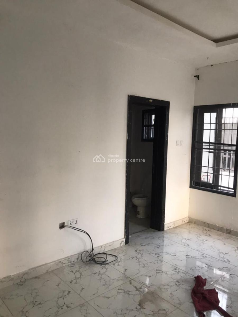 Well Maintained 3 Bedroom Apartment with Excellent Facilities, Orchid Road, Lekki, Lagos, Flat / Apartment for Rent