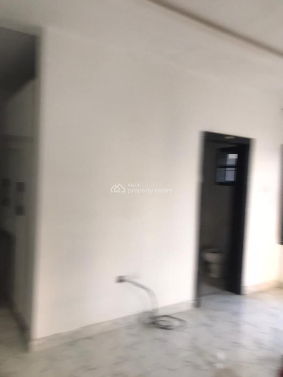 Well Maintained 3 Bedroom Apartment with Excellent Facilities, Orchid Road, Lekki, Lagos, Flat / Apartment for Rent