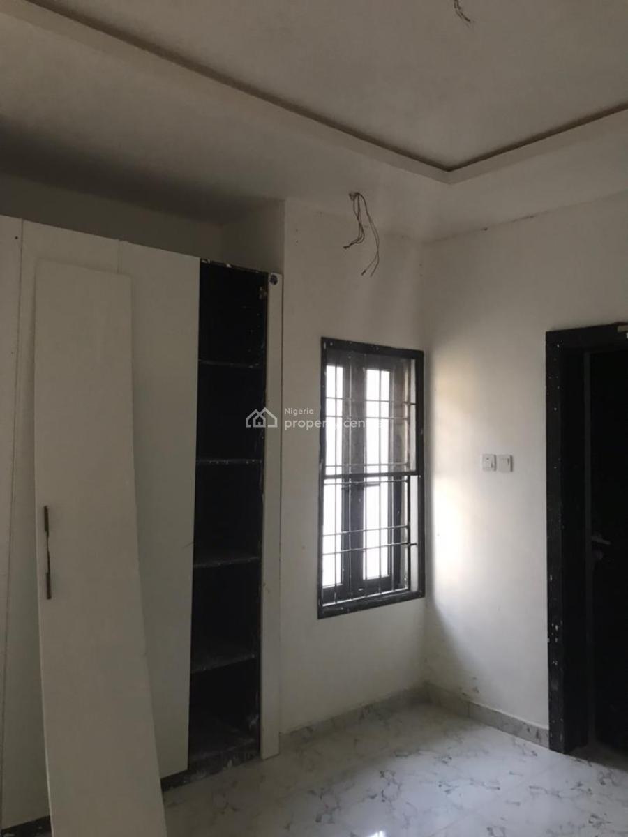 Well Maintained 3 Bedroom Apartment with Excellent Facilities, Orchid Road, Lekki, Lagos, Flat / Apartment for Rent