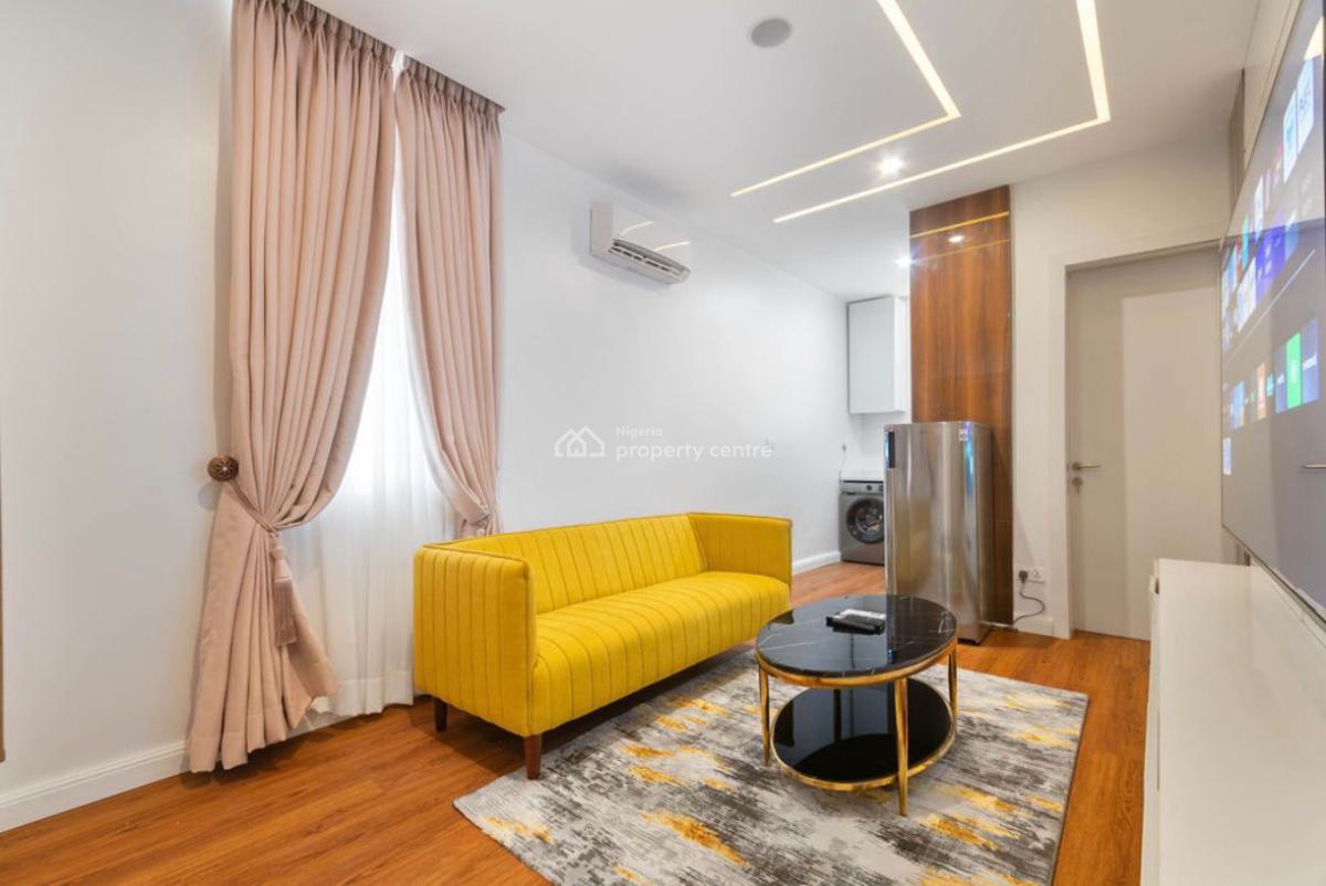 Luxury 1 Bedroom Apartment with a Swimming Pool, Gbangbala Street, Ikate Elegushi, Lekki, Lagos, Mini Flat (room and Parlour) Short Let