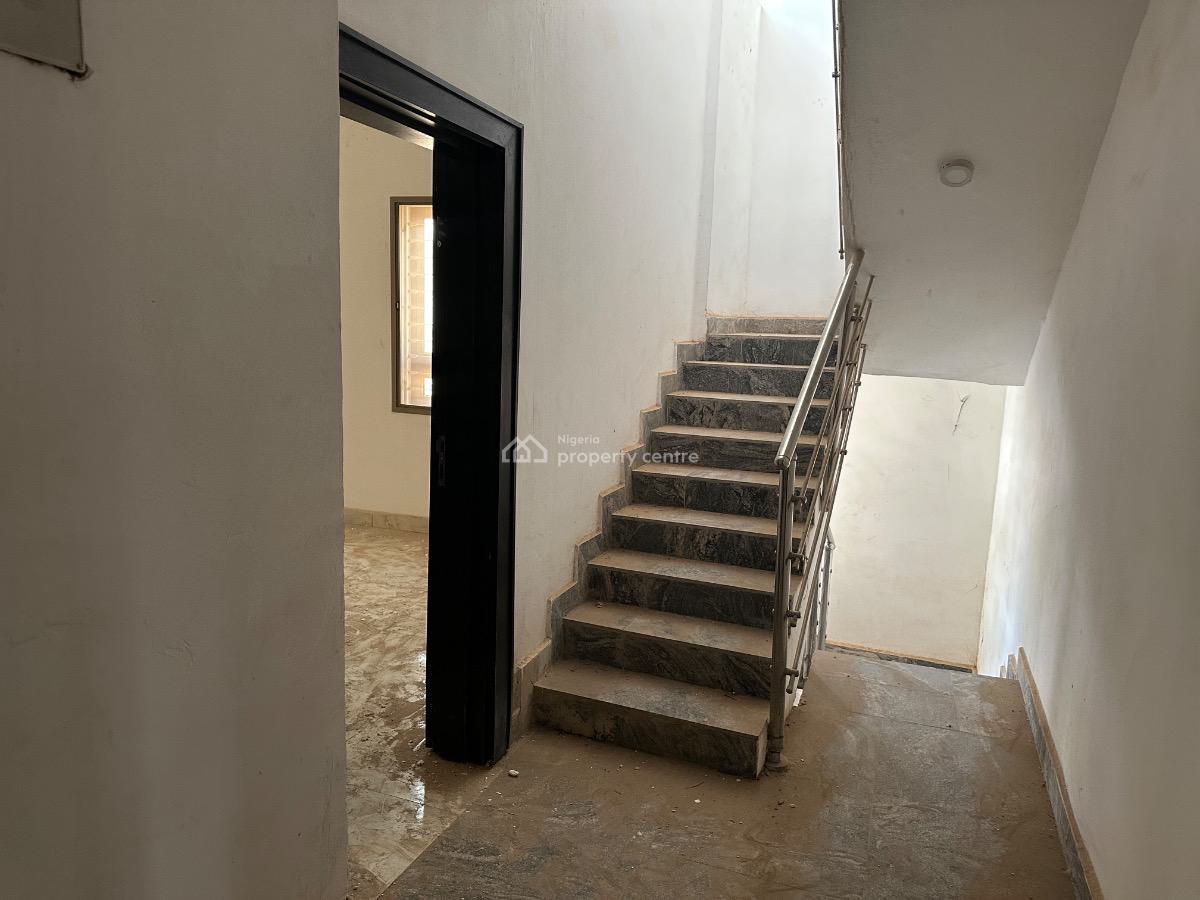 Elegantly Finished 4 Bedroom Terrace Duplex with Bq, Guzape District, Abuja, Terraced Duplex for Sale