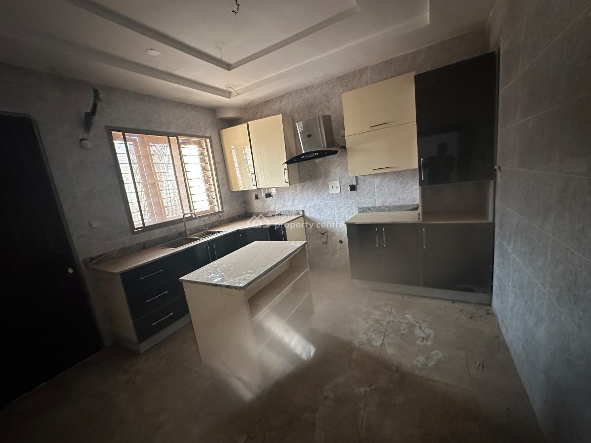 Elegantly Finished 4 Bedroom Terrace Duplex with Bq, Guzape District, Abuja, Terraced Duplex for Sale