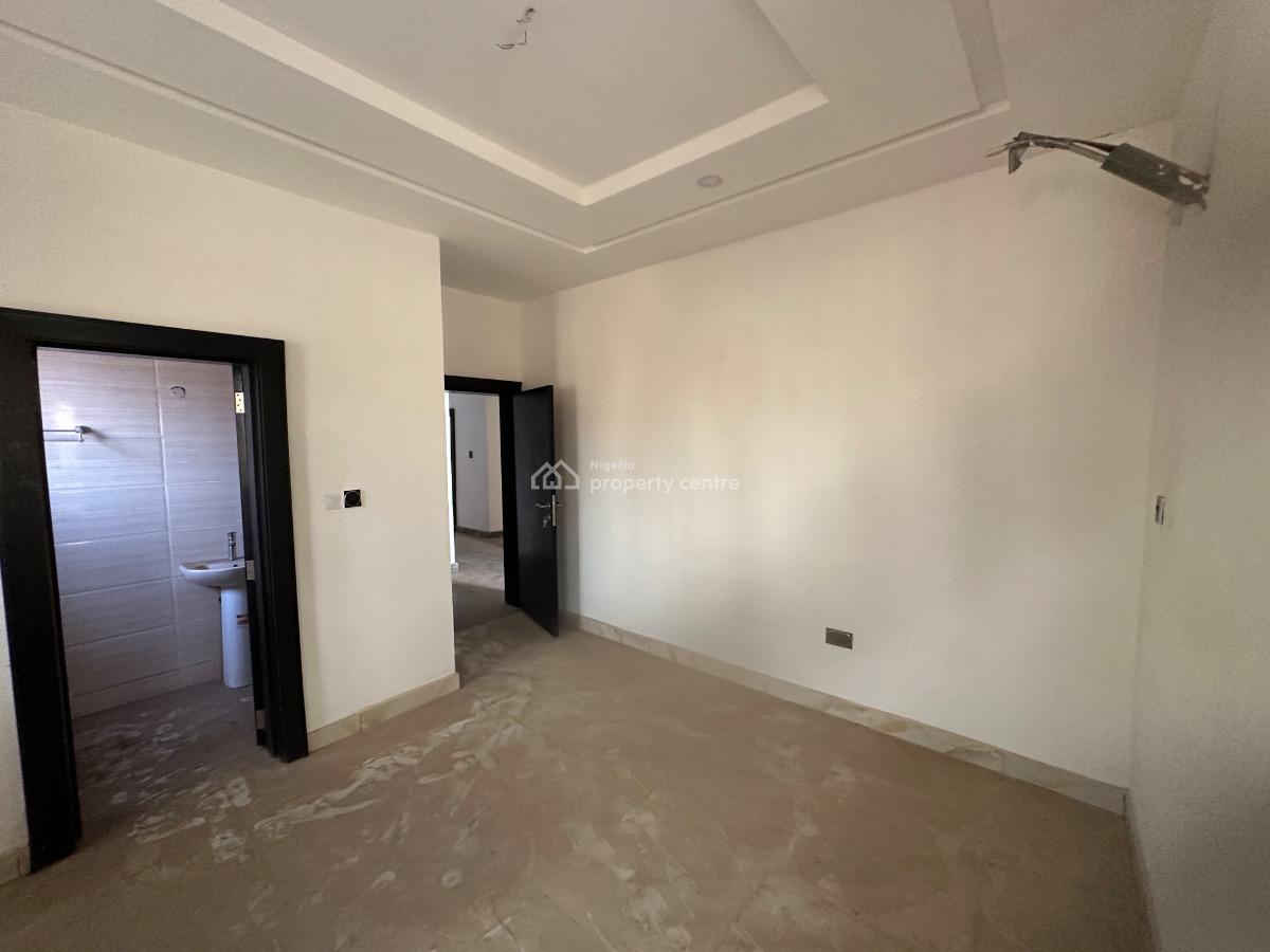 Elegantly Finished 4 Bedroom Terrace Duplex with Bq, Guzape District, Abuja, Terraced Duplex for Sale