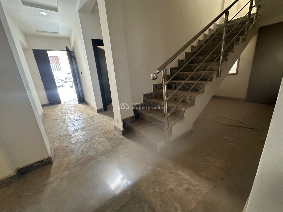 Elegantly Finished 4 Bedroom Terrace Duplex with Bq, Guzape District, Abuja, Terraced Duplex for Sale
