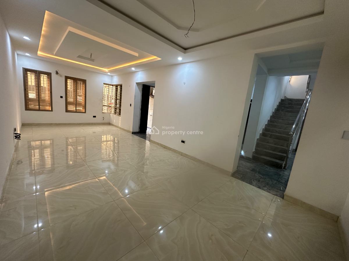 Elegantly Finished 4 Bedroom Terrace Duplex with Bq, Guzape District, Abuja, Terraced Duplex for Sale