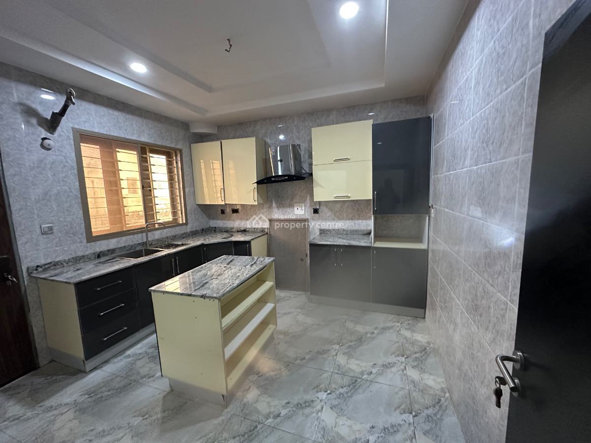 Elegantly Finished 4 Bedroom Terrace Duplex with Bq, Guzape District, Abuja, Terraced Duplex for Sale