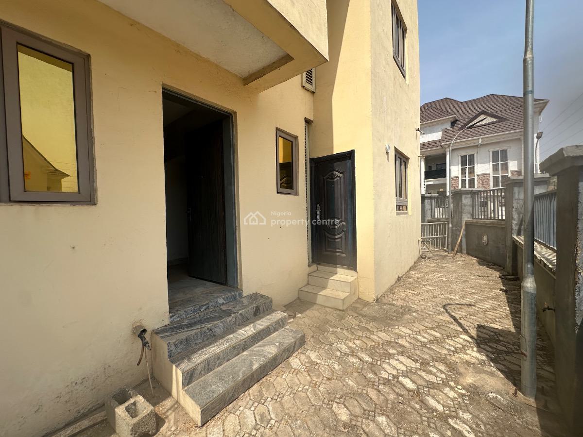 Elegantly Finished 4 Bedroom Terrace Duplex with Bq, Guzape District, Abuja, Terraced Duplex for Sale