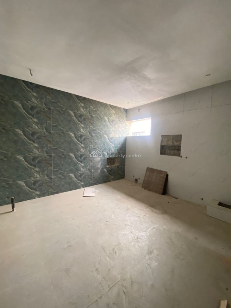 3 Bedrooms Apartment with a Bq, Pool and Gym, Lekki Phase 1, Lekki, Lagos, Flat / Apartment for Sale